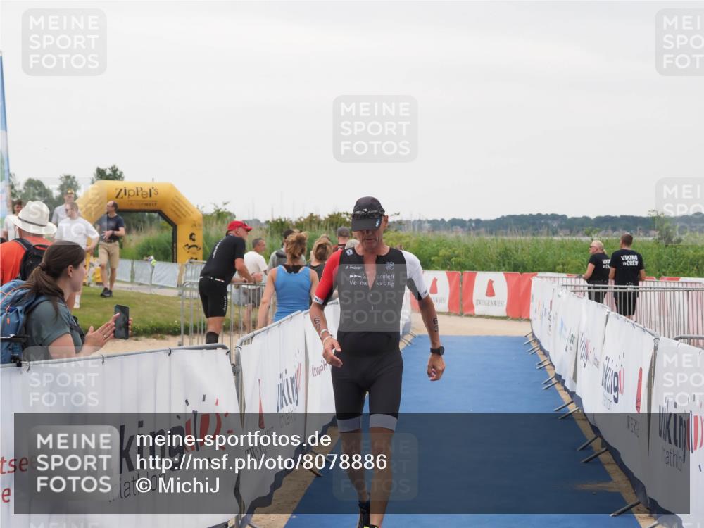 22.06.2025 - Viking Triathlon MichiJ http://msf.ph/oto/8078886 22.06.2025 16:03:45 Ziel 63 meine-sportfotos.de