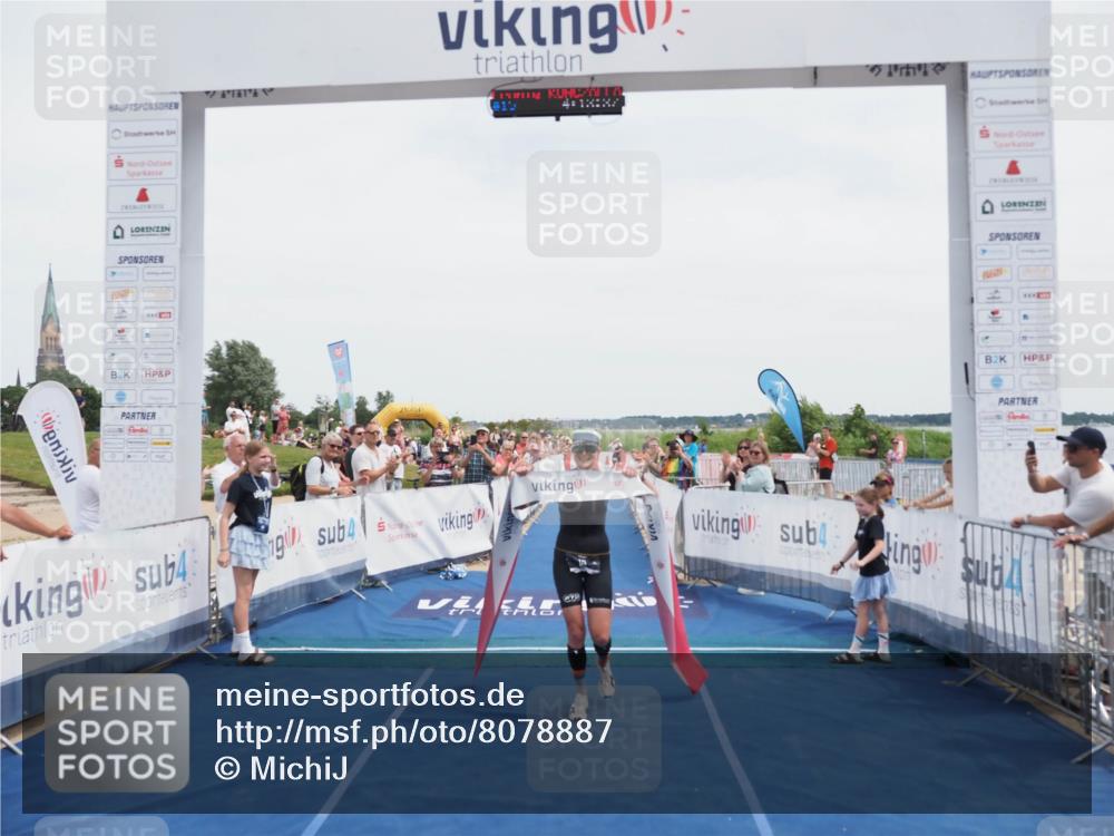 22.06.2025 - Viking Triathlon MichiJ http://msf.ph/oto/8078887 22.06.2025 14:13:47 Ziel 15 meine-sportfotos.de
