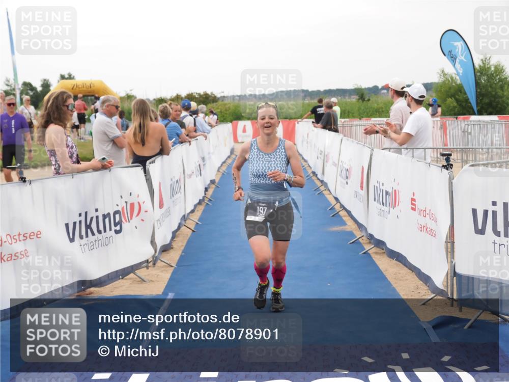 22.06.2025 - Viking Triathlon MichiJ http://msf.ph/oto/8078901 22.06.2025 15:56:03 Ziel 197 meine-sportfotos.de