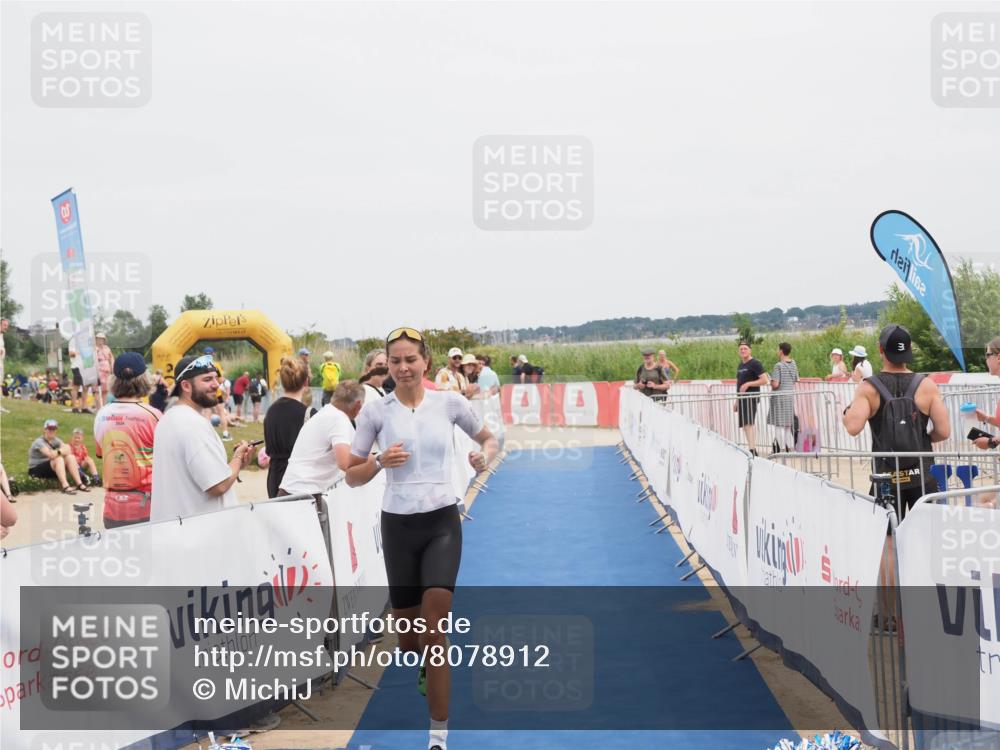 22.06.2025 - Viking Triathlon MichiJ http://msf.ph/oto/8078912 22.06.2025 14:38:00 Ziel 13 meine-sportfotos.de
