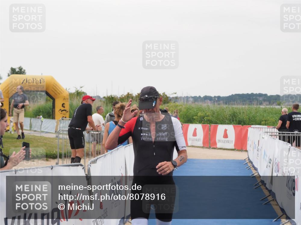 22.06.2025 - Viking Triathlon MichiJ http://msf.ph/oto/8078916 22.06.2025 16:03:45 Ziel 63 meine-sportfotos.de