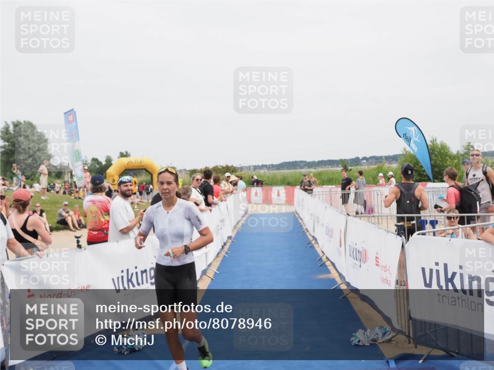 22.06.2025 - Viking Triathlon MichiJ http://msf.ph/oto/8078946 22.06.2025 14:38:01 Ziel 13 meine-sportfotos.de