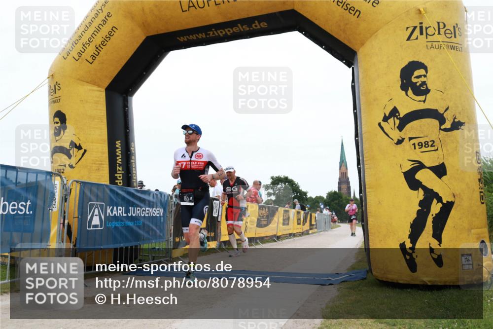 22.06.2025 - Viking Triathlon H.Heesch http://msf.ph/oto/8078954 22.06.2025 15:35:34 Laufen 85, 150, 156, 608 meine-sportfotos.de