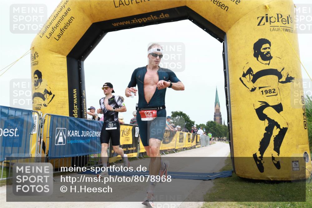 22.06.2025 - Viking Triathlon H.Heesch http://msf.ph/oto/8078968 22.06.2025 14:47:01 Laufen 269, 513, 625 meine-sportfotos.de