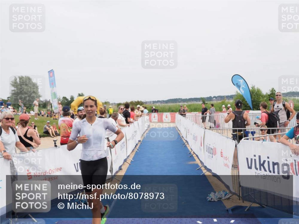 22.06.2025 - Viking Triathlon MichiJ http://msf.ph/oto/8078973 22.06.2025 14:38:01 Ziel 13 meine-sportfotos.de