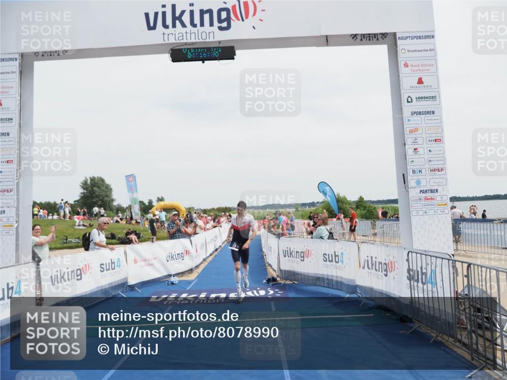 22.06.2025 - Viking Triathlon MichiJ http://msf.ph/oto/8078990 22.06.2025 14:16:48 Ziel 178 meine-sportfotos.de