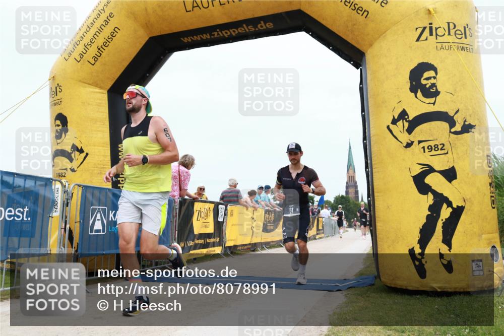 22.06.2025 - Viking Triathlon H.Heesch http://msf.ph/oto/8078991 22.06.2025 14:47:32 Laufen 61, 556, 607 meine-sportfotos.de