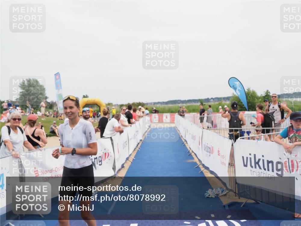 22.06.2025 - Viking Triathlon MichiJ http://msf.ph/oto/8078992 22.06.2025 14:38:01 Ziel 13 meine-sportfotos.de