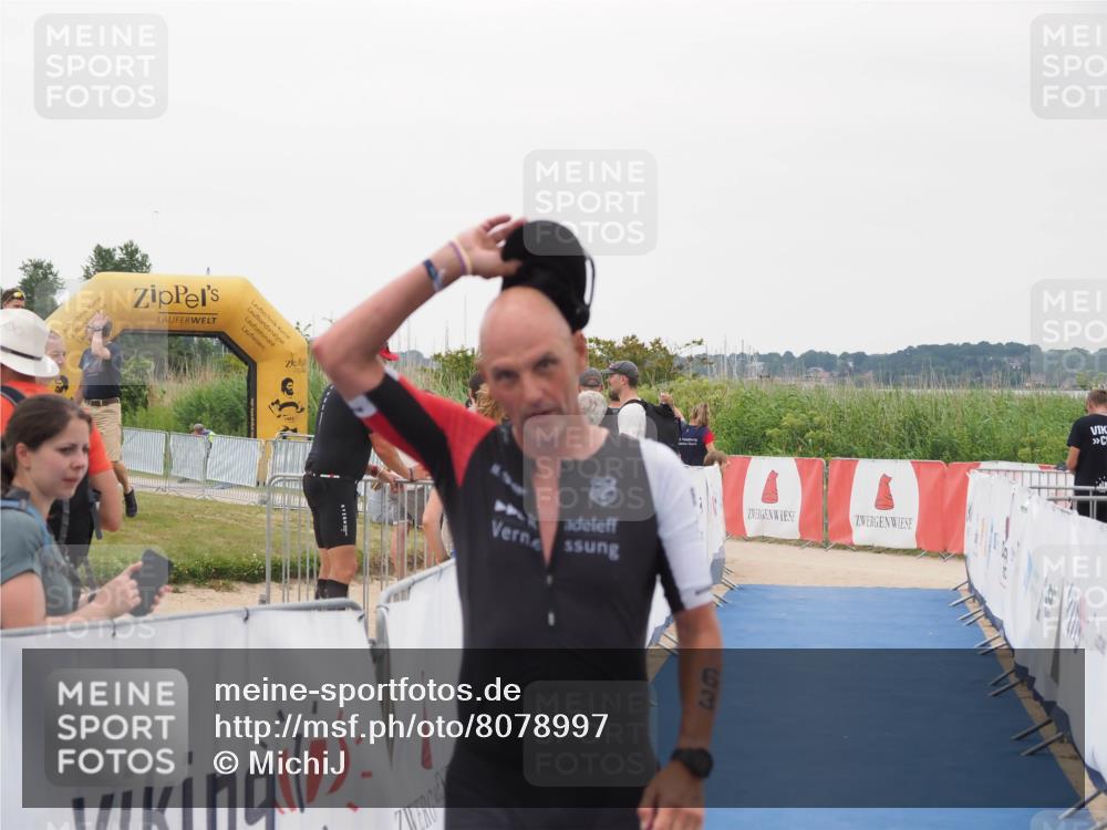 22.06.2025 - Viking Triathlon MichiJ http://msf.ph/oto/8078997 22.06.2025 16:03:46 Ziel 63 meine-sportfotos.de