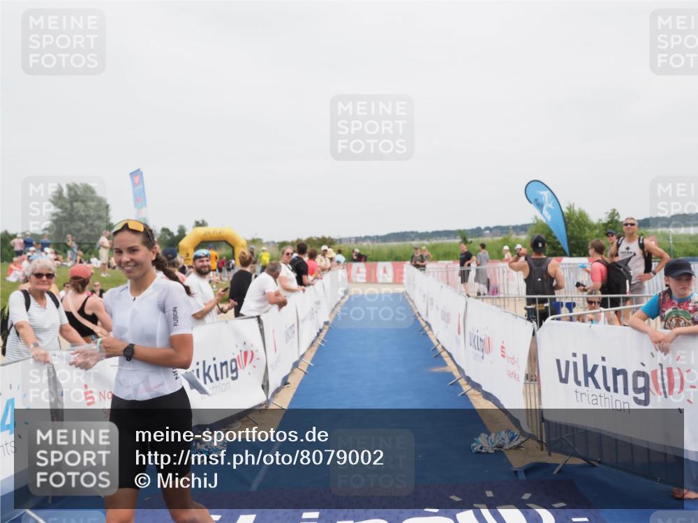 22.06.2025 - Viking Triathlon MichiJ http://msf.ph/oto/8079002 22.06.2025 14:38:02 Ziel 13 meine-sportfotos.de