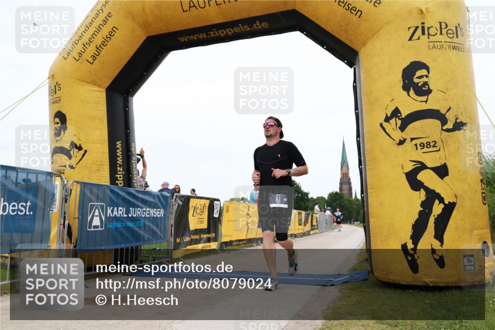 22.06.2025 - Viking Triathlon H.Heesch http://msf.ph/oto/8079024 22.06.2025 15:37:15 Laufen 51, 285 meine-sportfotos.de