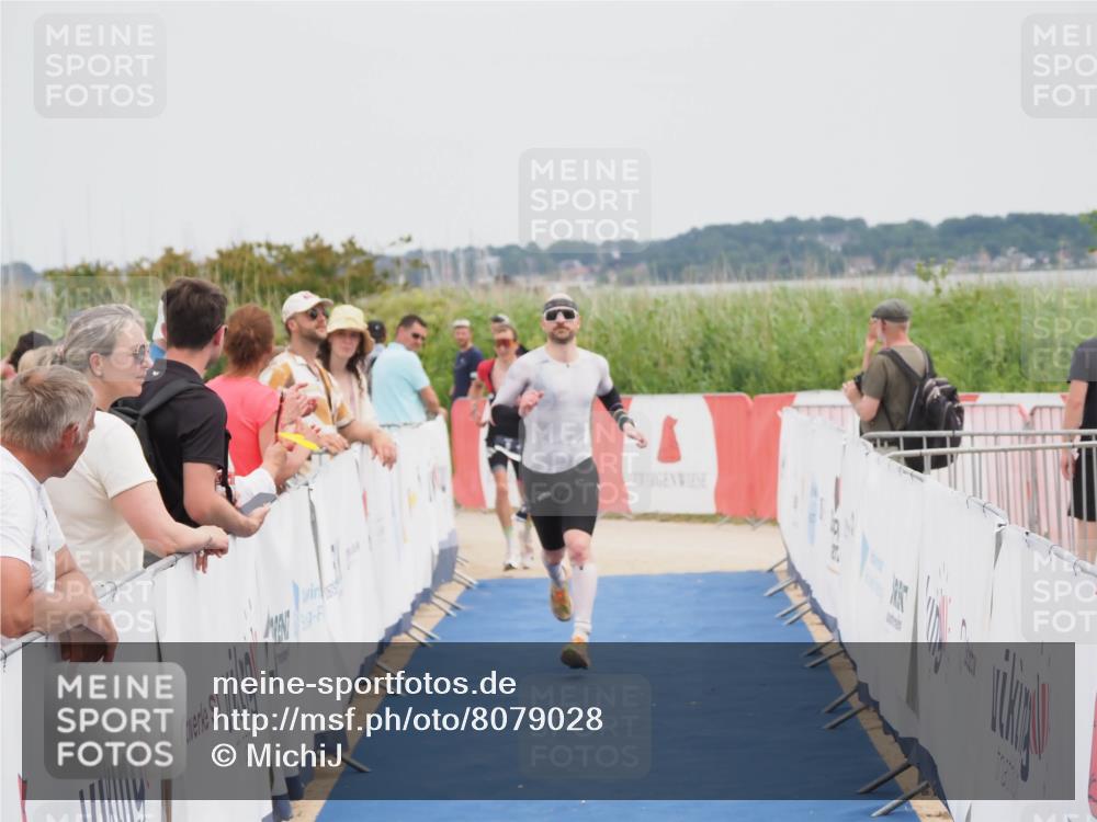 22.06.2025 - Viking Triathlon MichiJ http://msf.ph/oto/8079028 22.06.2025 14:39:00 Ziel 5, 258 meine-sportfotos.de