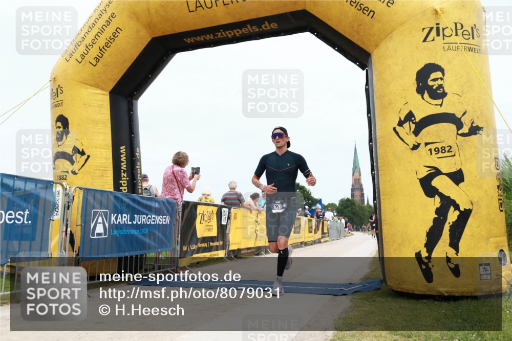 22.06.2025 - Viking Triathlon H.Heesch http://msf.ph/oto/8079031 22.06.2025 14:47:51 Laufen 22, 145, 362, 520 meine-sportfotos.de