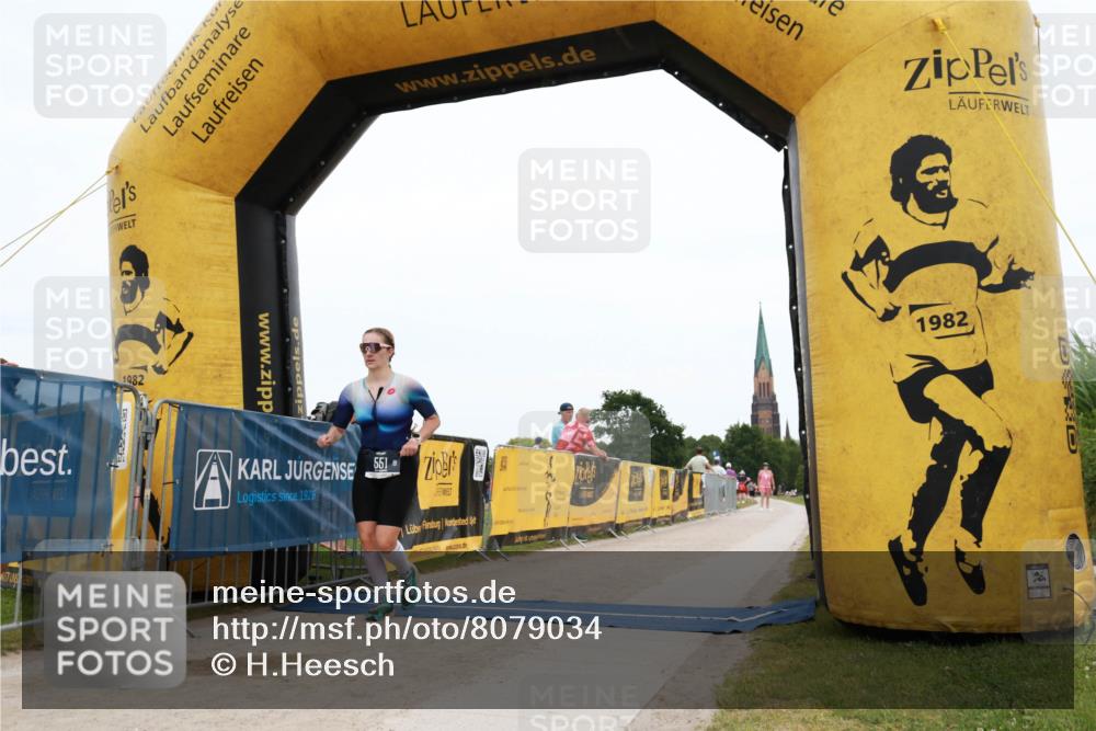 22.06.2025 - Viking Triathlon H.Heesch http://msf.ph/oto/8079034 22.06.2025 15:37:24 Laufen 551 meine-sportfotos.de