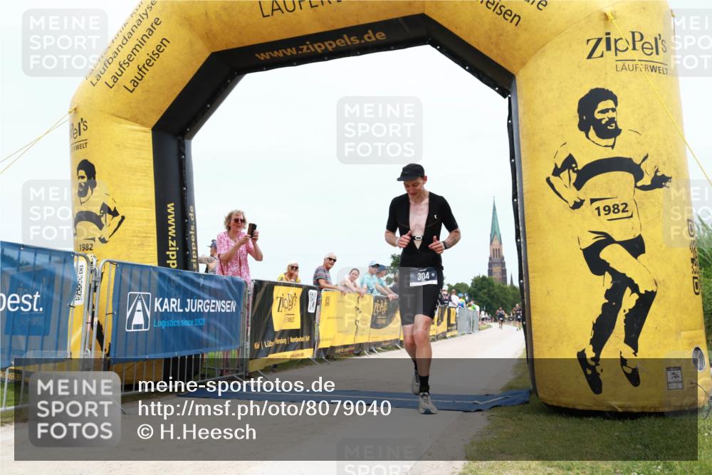22.06.2025 - Viking Triathlon H.Heesch http://msf.ph/oto/8079040 22.06.2025 14:48:03 Laufen 304 meine-sportfotos.de
