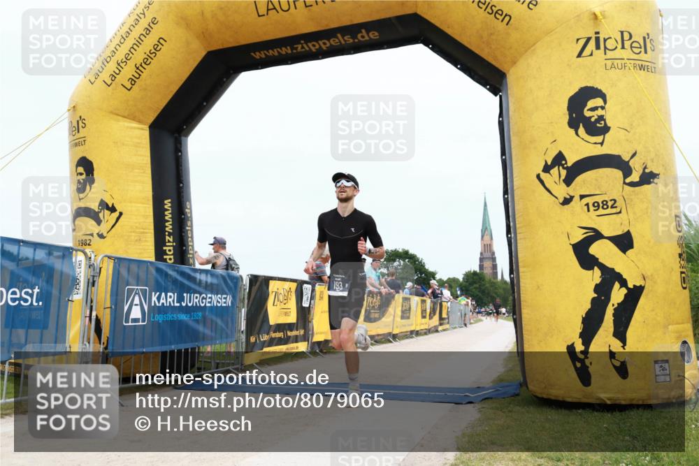 22.06.2025 - Viking Triathlon H.Heesch http://msf.ph/oto/8079065 22.06.2025 14:48:21 Laufen 57, 170, 193, 609 meine-sportfotos.de
