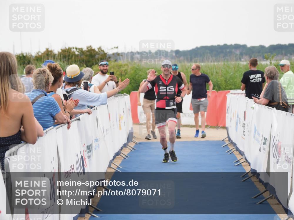 22.06.2025 - Viking Triathlon MichiJ http://msf.ph/oto/8079071 22.06.2025 15:56:23 Ziel 199 meine-sportfotos.de