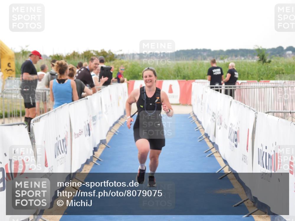 22.06.2025 - Viking Triathlon MichiJ http://msf.ph/oto/8079075 22.06.2025 16:04:01 Ziel 16 meine-sportfotos.de