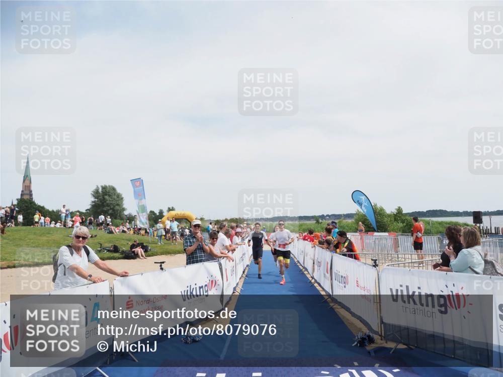 22.06.2025 - Viking Triathlon MichiJ http://msf.ph/oto/8079076 22.06.2025 14:16:58 Ziel 651 meine-sportfotos.de