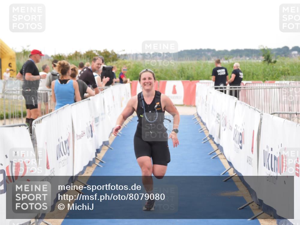 22.06.2025 - Viking Triathlon MichiJ http://msf.ph/oto/8079080 22.06.2025 16:04:01 Ziel 16 meine-sportfotos.de