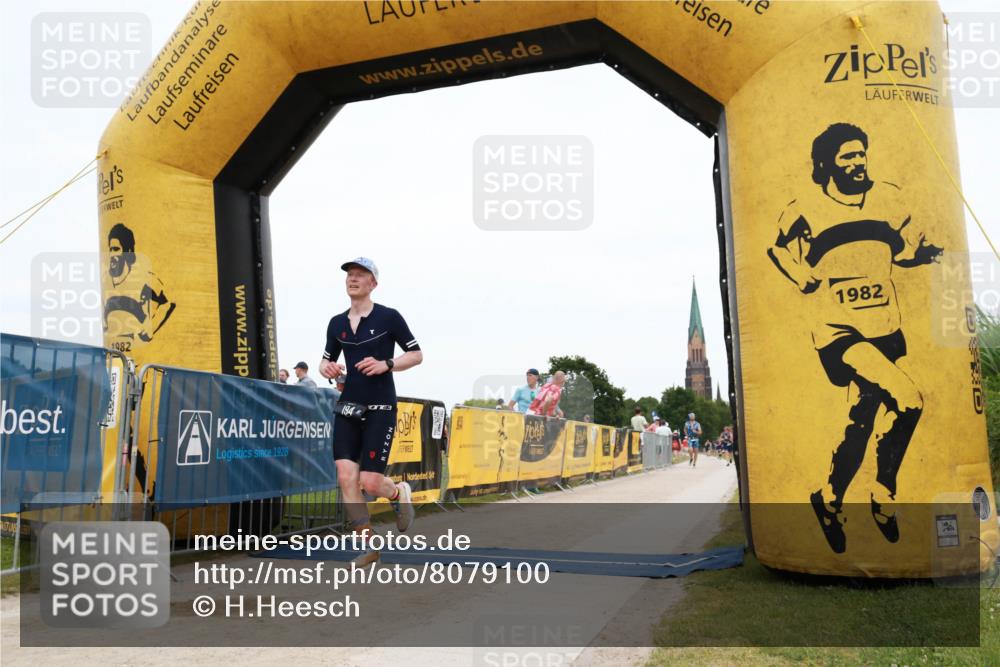 22.06.2025 - Viking Triathlon H.Heesch http://msf.ph/oto/8079100 22.06.2025 15:38:44 Laufen 194 meine-sportfotos.de