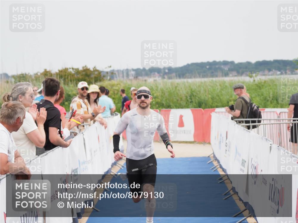 22.06.2025 - Viking Triathlon MichiJ http://msf.ph/oto/8079130 22.06.2025 14:39:02 Ziel 5, 258 meine-sportfotos.de