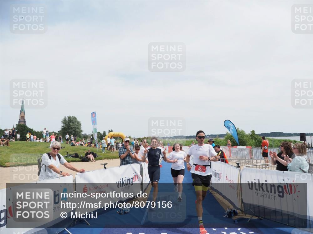22.06.2025 - Viking Triathlon MichiJ http://msf.ph/oto/8079156 22.06.2025 14:17:00 Ziel 651 meine-sportfotos.de