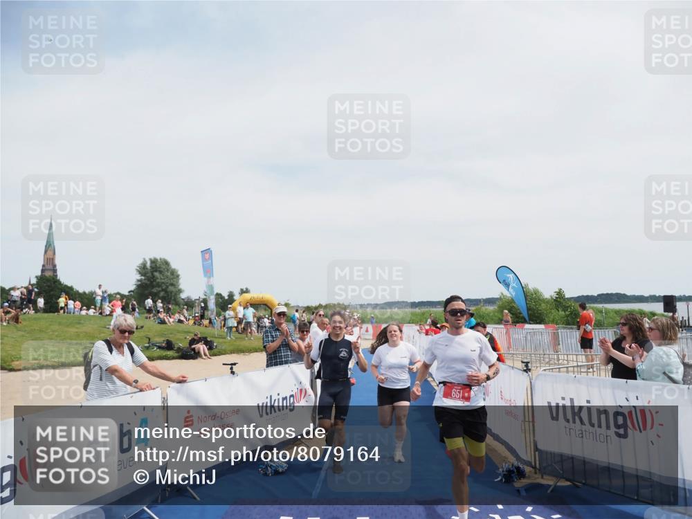 22.06.2025 - Viking Triathlon MichiJ http://msf.ph/oto/8079164 22.06.2025 14:17:00 Ziel 651 meine-sportfotos.de
