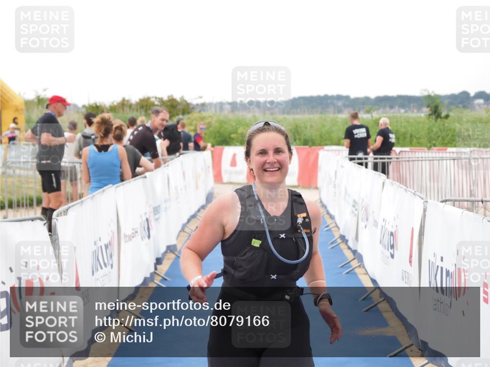 22.06.2025 - Viking Triathlon MichiJ http://msf.ph/oto/8079166 22.06.2025 16:04:02 Ziel 16 meine-sportfotos.de