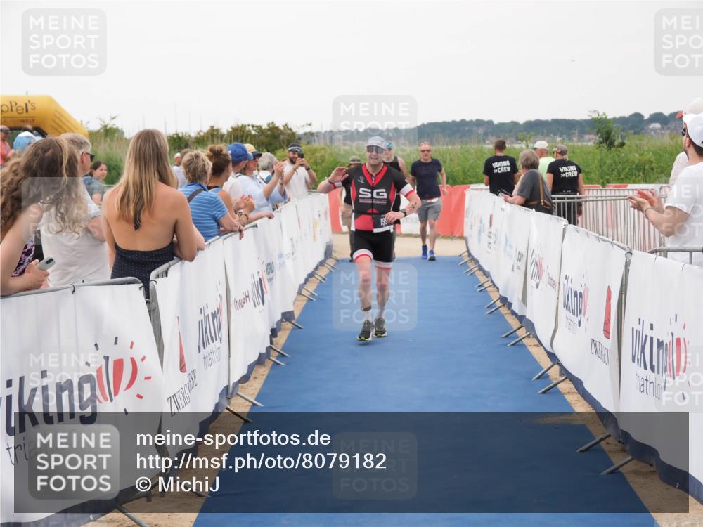 22.06.2025 - Viking Triathlon MichiJ http://msf.ph/oto/8079182 22.06.2025 15:56:25 Ziel 199 meine-sportfotos.de