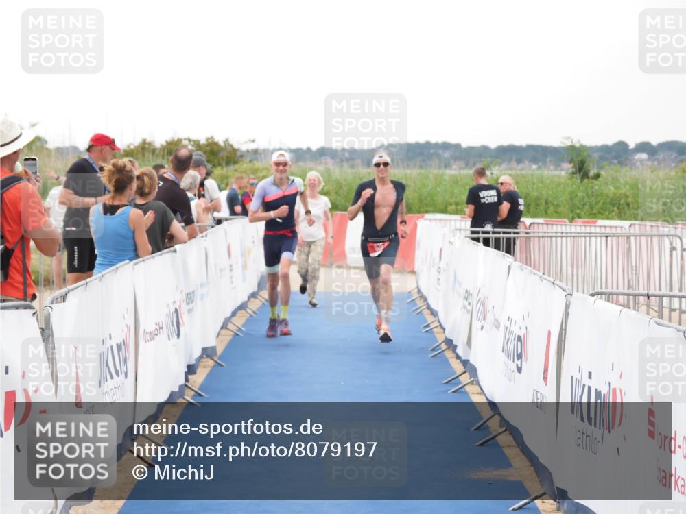 22.06.2025 - Viking Triathlon MichiJ http://msf.ph/oto/8079197 22.06.2025 16:04:09 Ziel 625 meine-sportfotos.de