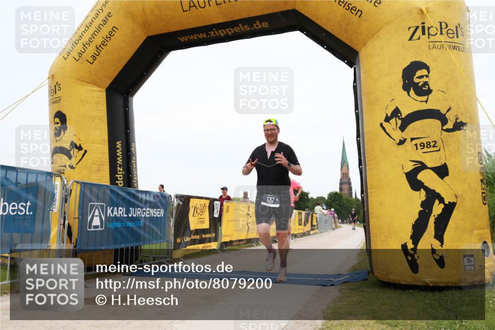 22.06.2025 - Viking Triathlon H.Heesch http://msf.ph/oto/8079200 22.06.2025 15:40:02 Laufen 532, 644 meine-sportfotos.de