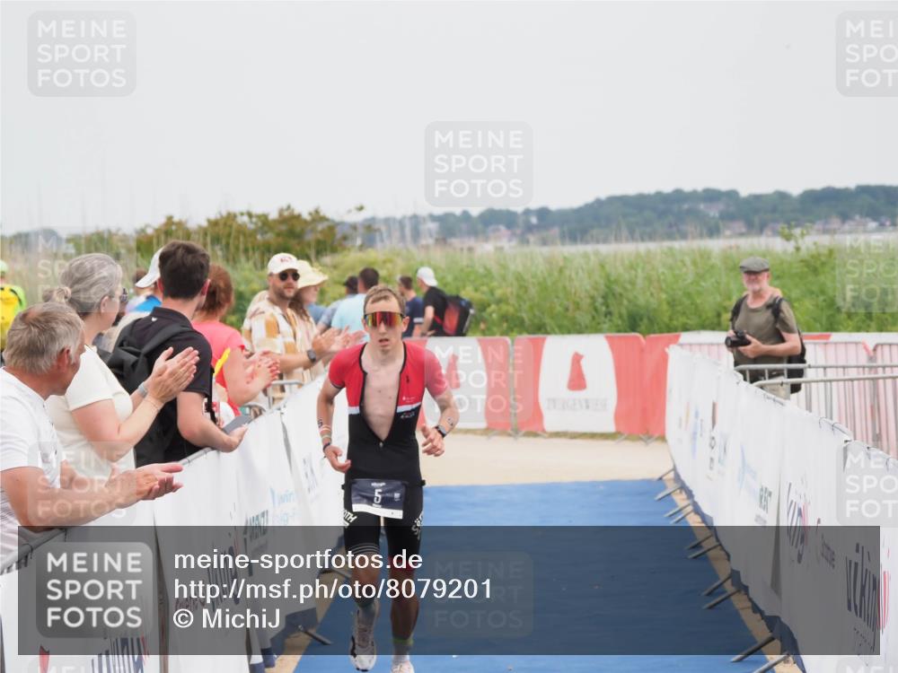 22.06.2025 - Viking Triathlon MichiJ http://msf.ph/oto/8079201 22.06.2025 14:39:04 Ziel 5, 258 meine-sportfotos.de