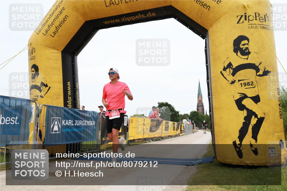 22.06.2025 - Viking Triathlon H.Heesch http://msf.ph/oto/8079212 22.06.2025 15:40:03 Laufen 532, 644 meine-sportfotos.de