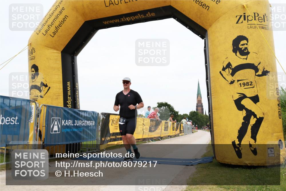 22.06.2025 - Viking Triathlon H.Heesch http://msf.ph/oto/8079217 22.06.2025 15:40:16 Laufen 69 meine-sportfotos.de