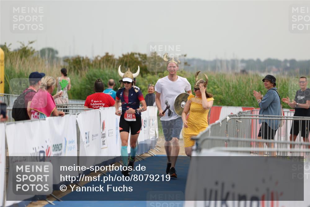 22.06.2025 - Viking Triathlon Yannick Fuchs http://msf.ph/oto/8079219 22.06.2025 16:40:53 Ziel 649 meine-sportfotos.de