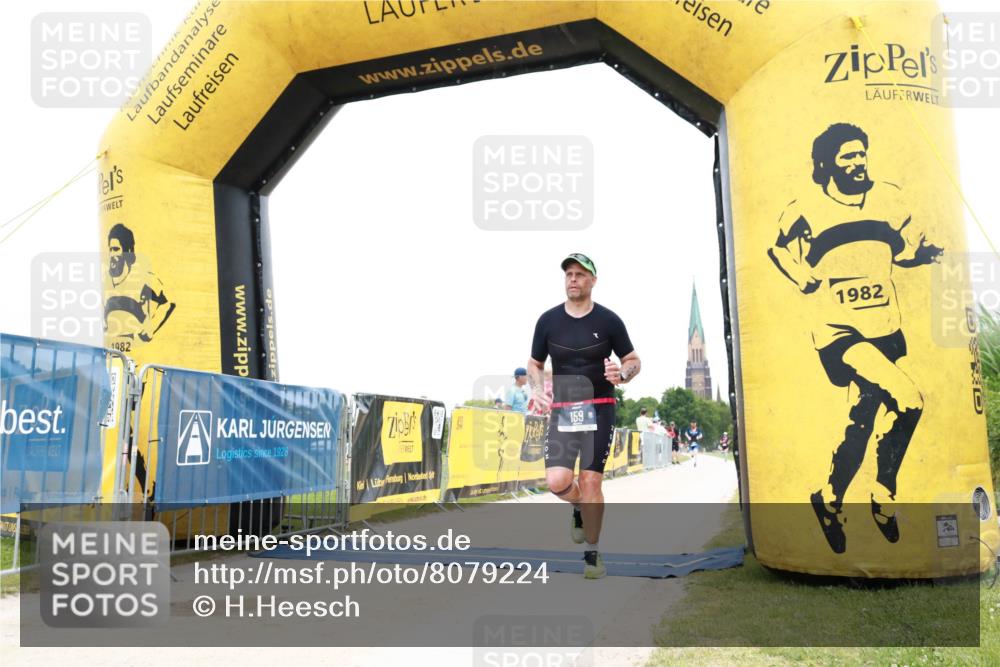 22.06.2025 - Viking Triathlon H.Heesch http://msf.ph/oto/8079224 22.06.2025 15:40:30 Laufen 159 meine-sportfotos.de