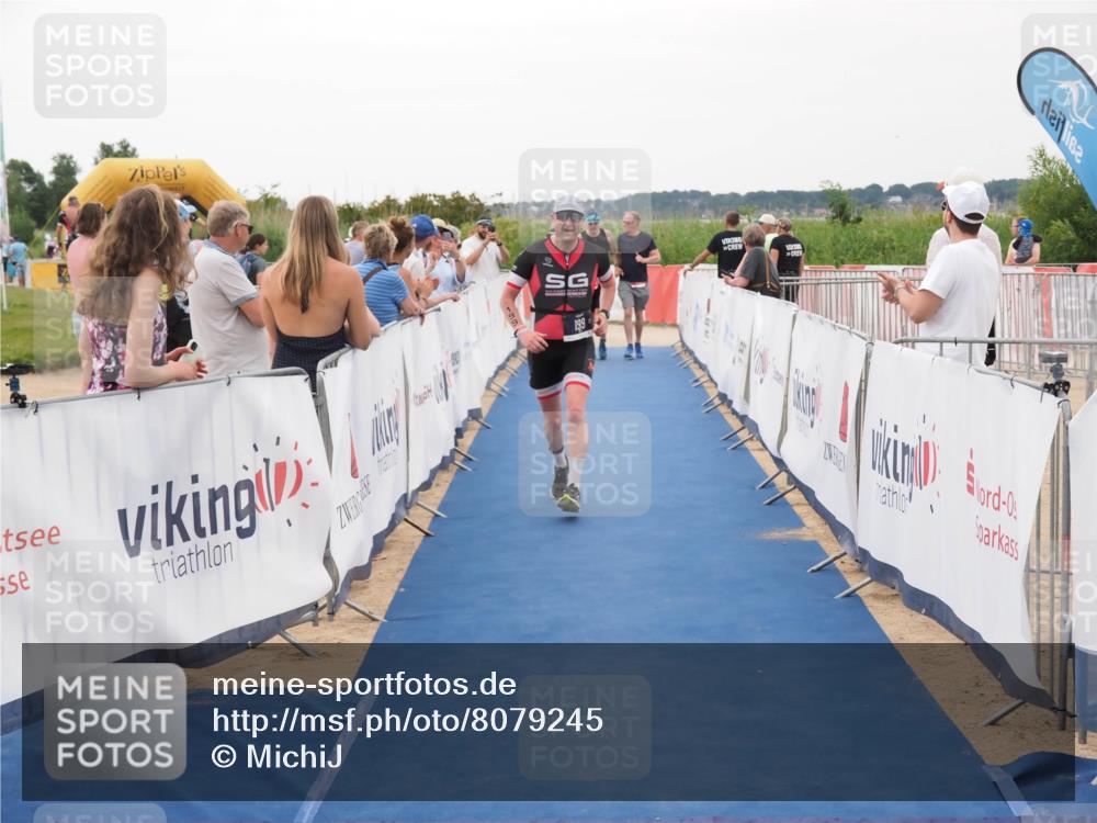 22.06.2025 - Viking Triathlon MichiJ http://msf.ph/oto/8079245 22.06.2025 15:56:26 Ziel 199 meine-sportfotos.de