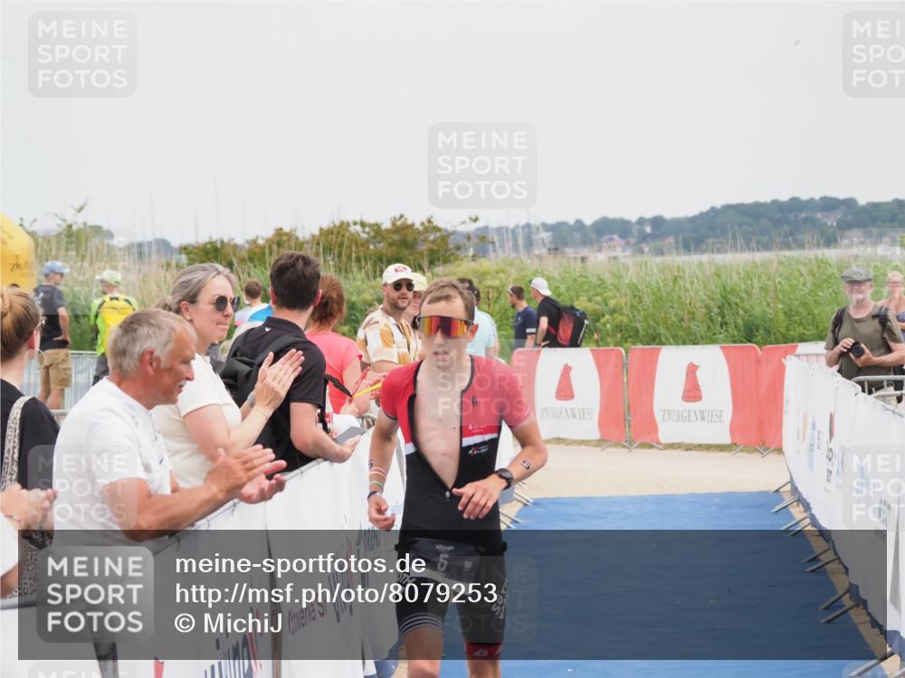 22.06.2025 - Viking Triathlon MichiJ http://msf.ph/oto/8079253 22.06.2025 14:39:05 Ziel 5, 258 meine-sportfotos.de