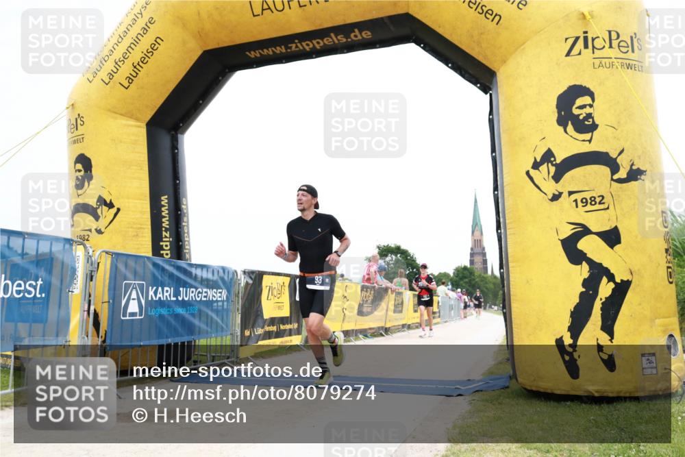 22.06.2025 - Viking Triathlon H.Heesch http://msf.ph/oto/8079274 22.06.2025 15:41:33 Laufen 93, 142 meine-sportfotos.de