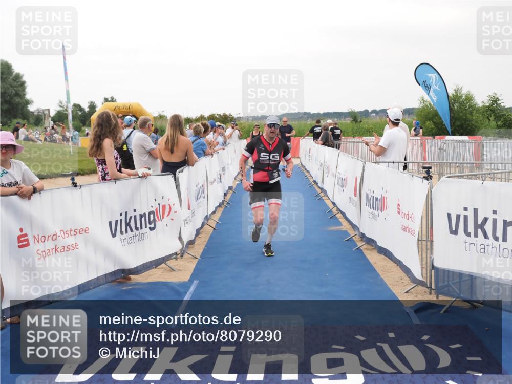 22.06.2025 - Viking Triathlon MichiJ http://msf.ph/oto/8079290 22.06.2025 15:56:27 Ziel 199, 647 meine-sportfotos.de