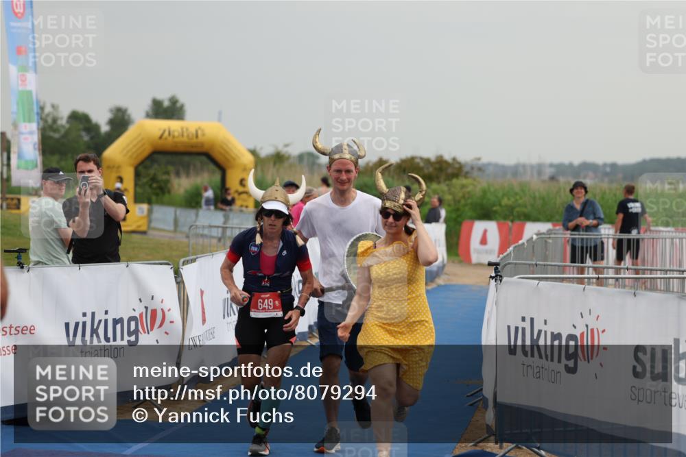 22.06.2025 - Viking Triathlon Yannick Fuchs http://msf.ph/oto/8079294 22.06.2025 16:40:57 Ziel 649 meine-sportfotos.de