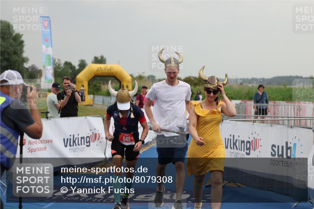 22.06.2025 - Viking Triathlon Yannick Fuchs http://msf.ph/oto/8079308 22.06.2025 16:40:58 Ziel 649 meine-sportfotos.de