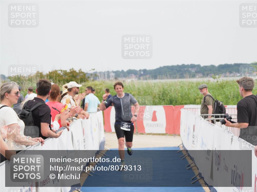 22.06.2025 - Viking Triathlon MichiJ http://msf.ph/oto/8079313 22.06.2025 14:39:36 Ziel 384 meine-sportfotos.de