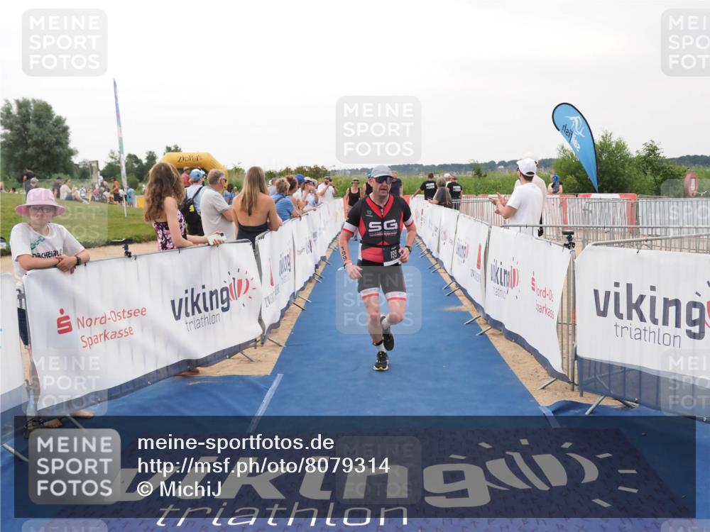 22.06.2025 - Viking Triathlon MichiJ http://msf.ph/oto/8079314 22.06.2025 15:56:27 Ziel 199, 647 meine-sportfotos.de