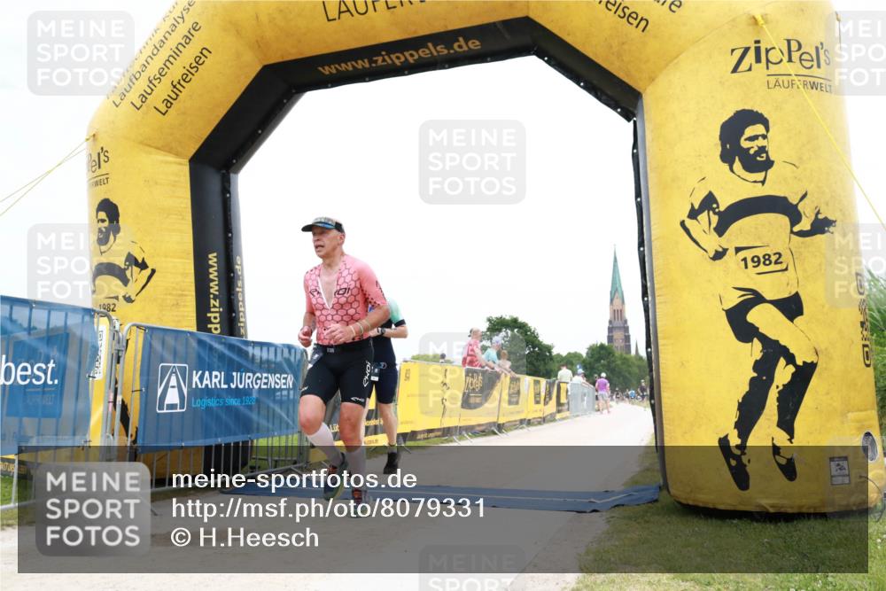 22.06.2025 - Viking Triathlon H.Heesch http://msf.ph/oto/8079331 22.06.2025 15:42:06 Laufen 64, 78, 172, 182, 496 meine-sportfotos.de