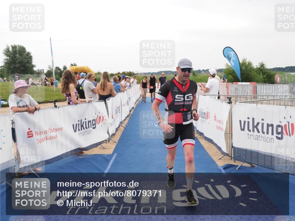 22.06.2025 - Viking Triathlon MichiJ http://msf.ph/oto/8079371 22.06.2025 15:56:28 Ziel 199, 647 meine-sportfotos.de