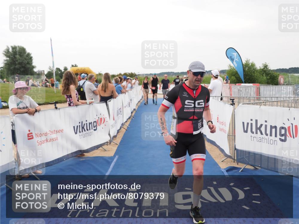 22.06.2025 - Viking Triathlon MichiJ http://msf.ph/oto/8079379 22.06.2025 15:56:28 Ziel 199, 647 meine-sportfotos.de