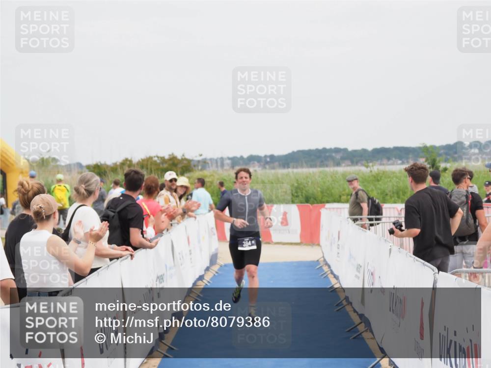 22.06.2025 - Viking Triathlon MichiJ http://msf.ph/oto/8079386 22.06.2025 14:39:37 Ziel 384 meine-sportfotos.de