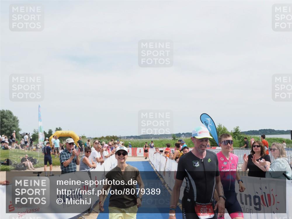 22.06.2025 - Viking Triathlon MichiJ http://msf.ph/oto/8079389 22.06.2025 14:17:19 Ziel 610 meine-sportfotos.de